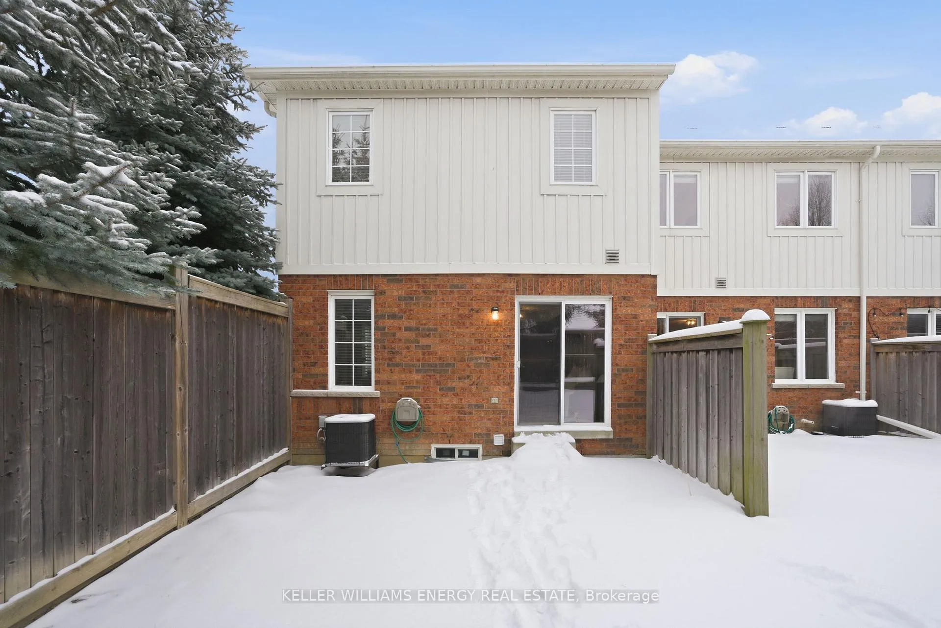 Photo 29 of Unit 1, 1280 Harmony Road N, Oshawa, Pinecrest — HOMEH