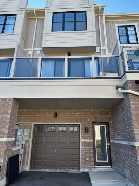 Photo 1 of 1527 Green Road, Clarington, Bowmanville — HOMEH