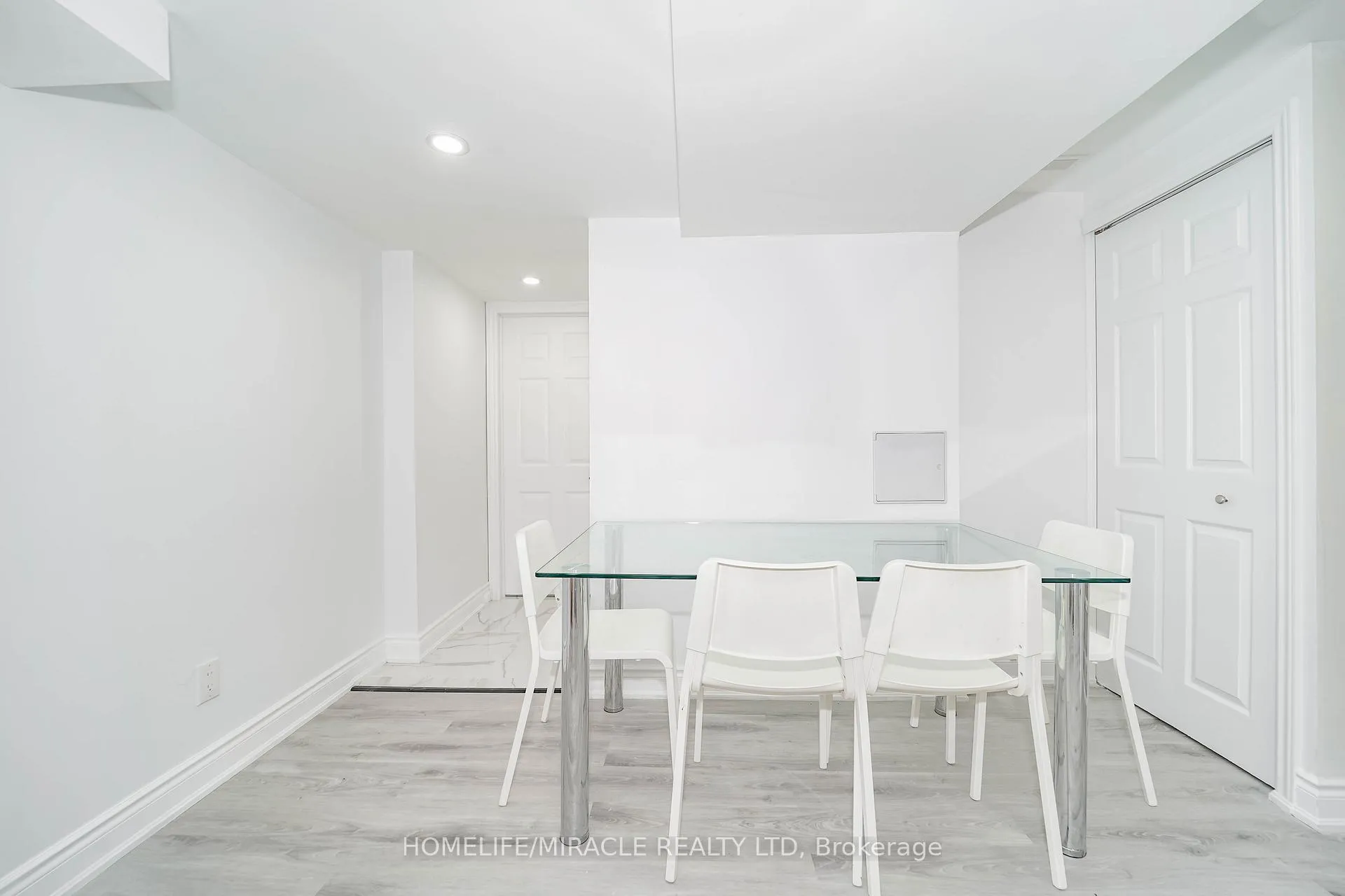 Photo 33 of 95 Kirkland Place, Whitby, Williamsburg — HOMEH