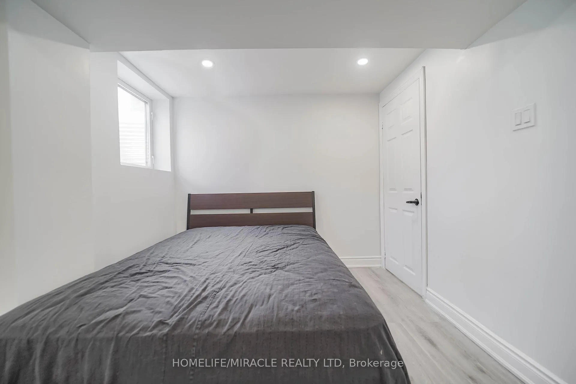 Photo 39 of 95 Kirkland Place, Whitby, Williamsburg — HOMEH