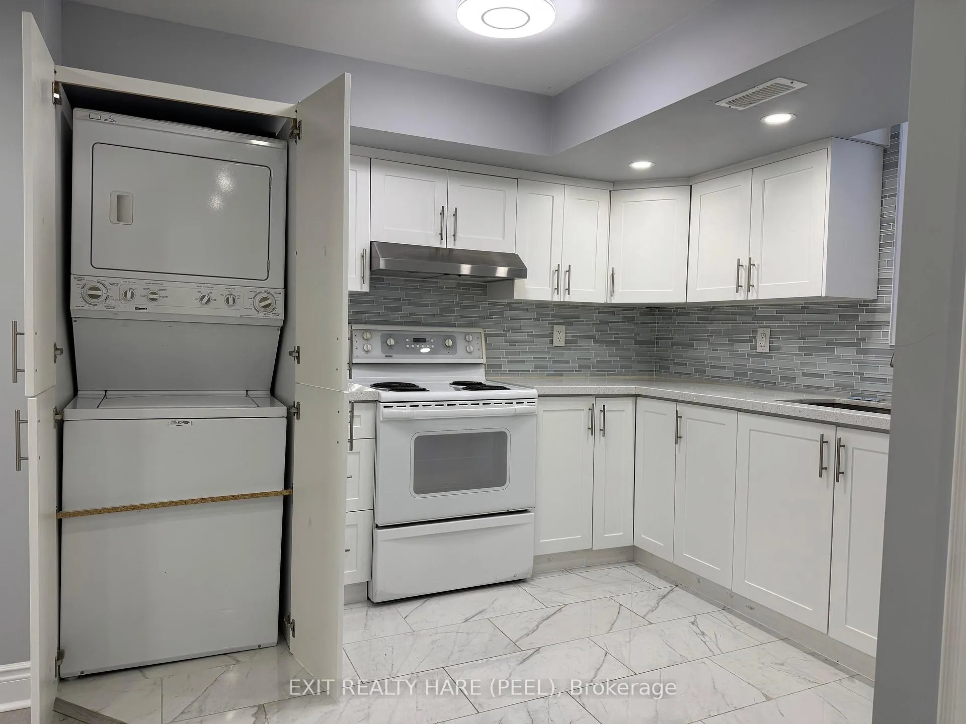 Photo 3 of Unit Basement, 31 Meadowlark Drive, Halton Hills, Georgetown — HOMEH