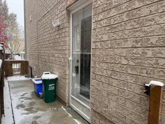 Photo 20 of Unit Basement, 31 Meadowlark Drive, Halton Hills, Georgetown — HOMEH