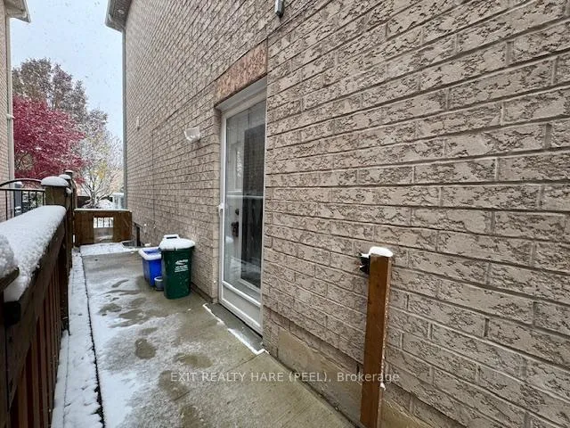 Photo 21 of Unit Basement, 31 Meadowlark Drive, Halton Hills, Georgetown — HOMEH