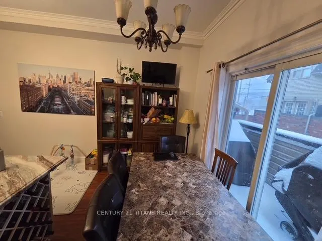 Photo 4 of 6 Cam Fella Lane, Toronto, Greenwood-Coxwell — HOMEH