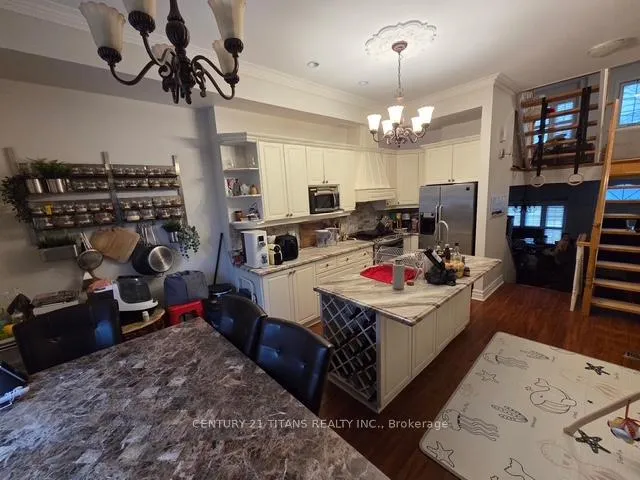 Photo 12 of 6 Cam Fella Lane, Toronto, Greenwood-Coxwell — HOMEH