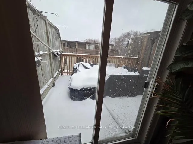 Photo 19 of 6 Cam Fella Lane, Toronto, Greenwood-Coxwell — HOMEH