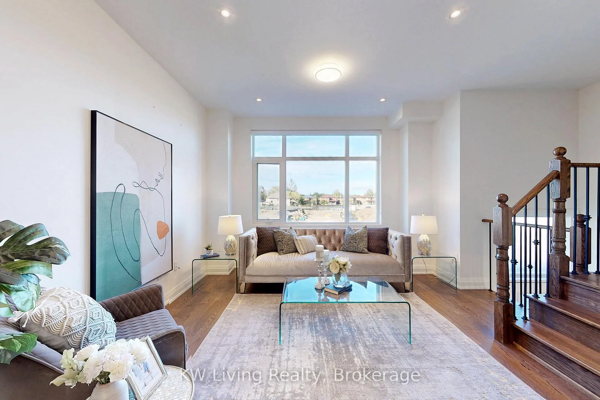 Photo 8 of 32 Teasel Way, Markham, Unionville — HOMEH