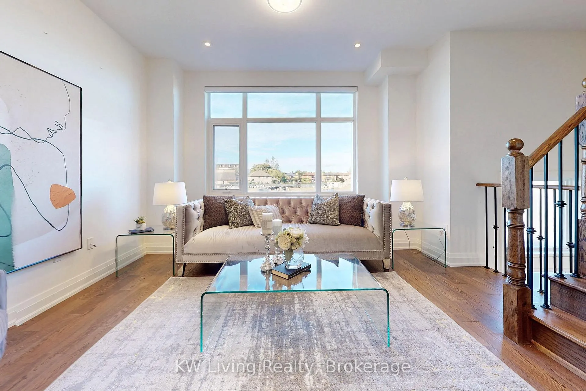 Photo 9 of 32 Teasel Way, Markham, Unionville — HOMEH