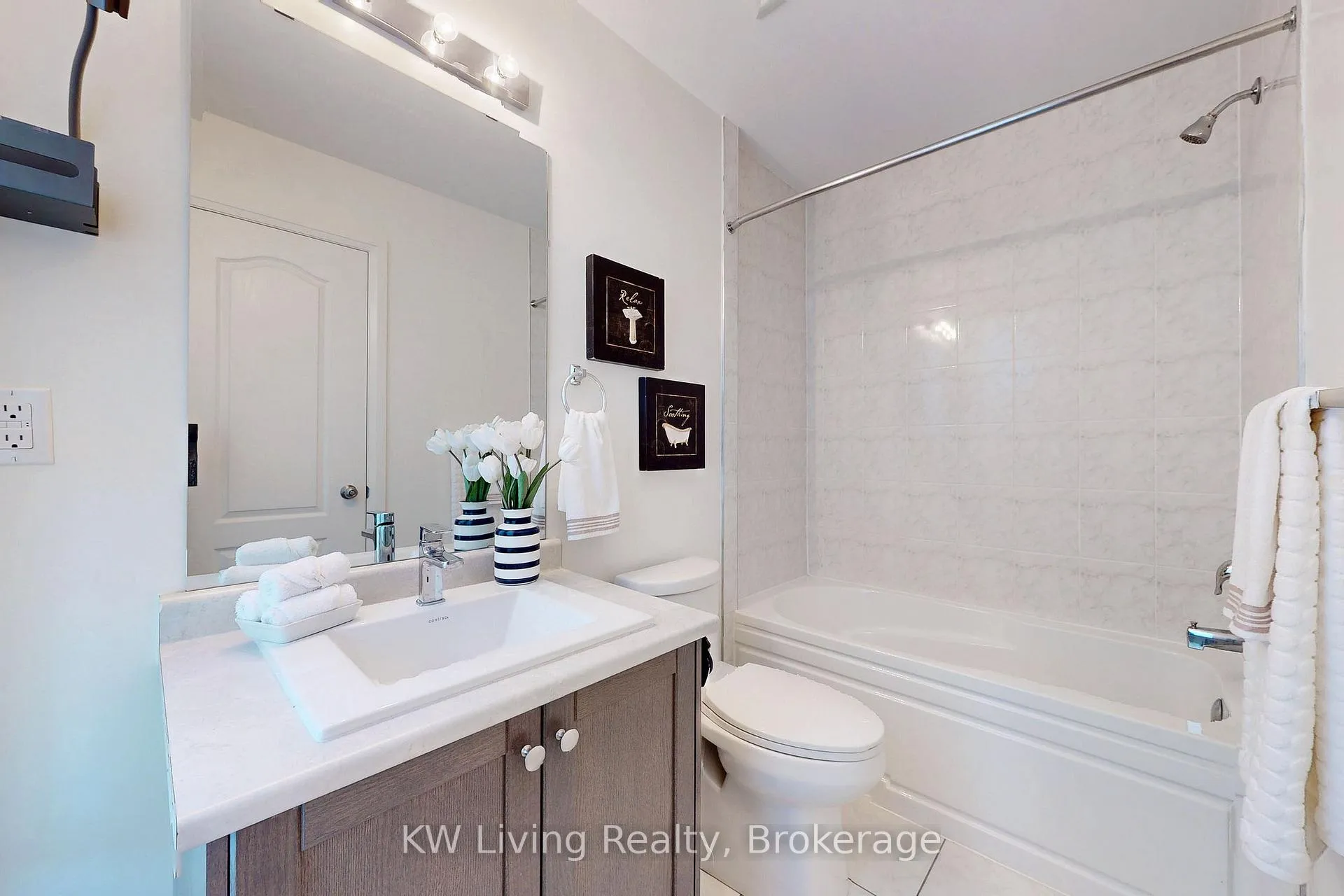 Photo 36 of 32 Teasel Way, Markham, Unionville — HOMEH