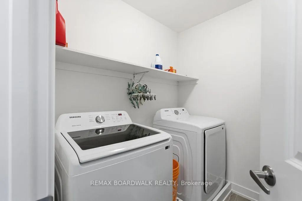 Photo 17 of 1016 Montelena Road, Ottawa, Kanata - Emerald Meadows/Trailwest — HOMEH