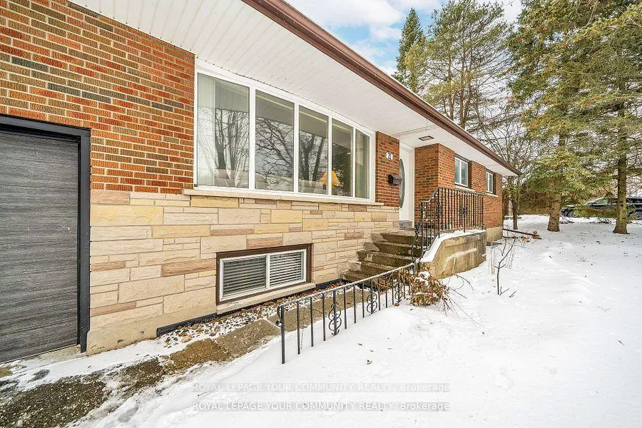 Photo 3 of 21 Forest Road, Whitby, Blue Grass Meadows — HOMEH