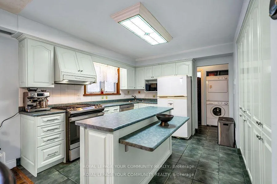 Photo 16 of 21 Forest Road, Whitby, Blue Grass Meadows — HOMEH
