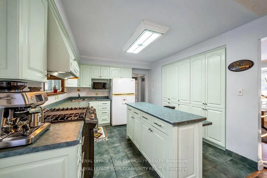 Photo 17 of 21 Forest Road, Whitby, Blue Grass Meadows — HOMEH