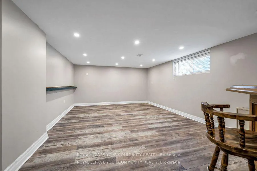 Photo 23 of 21 Forest Road, Whitby, Blue Grass Meadows — HOMEH