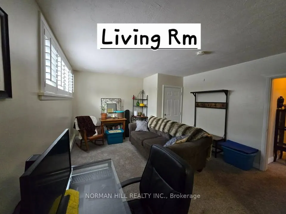 Photo 3 of Unit 1, 119 Grove Street E, Barrie, Wellington — HOMEH