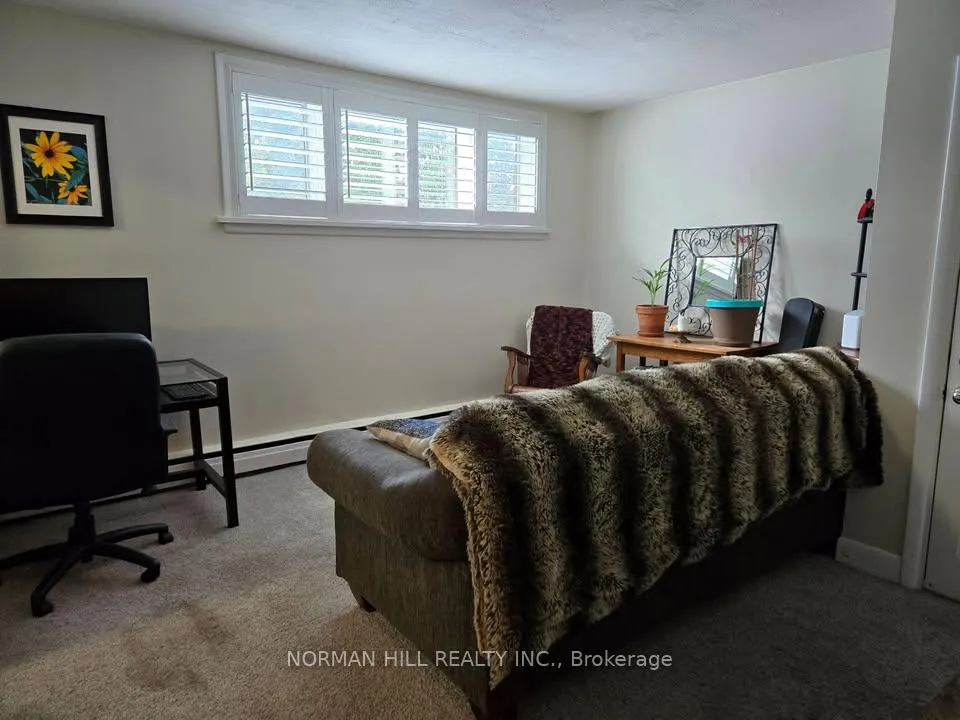 Photo 4 of Unit 1, 119 Grove Street E, Barrie, Wellington — HOMEH