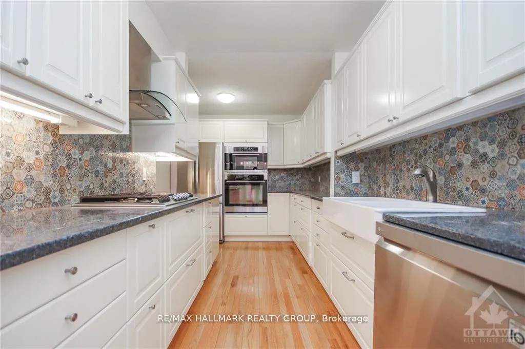 Photo 11 of 2088 Orient Park Drive, Ottawa, Blackburn Hamlet (South) — HOMEH