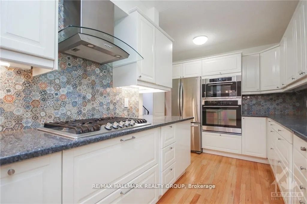 Photo 12 of 2088 Orient Park Drive, Ottawa, Blackburn Hamlet (South) — HOMEH