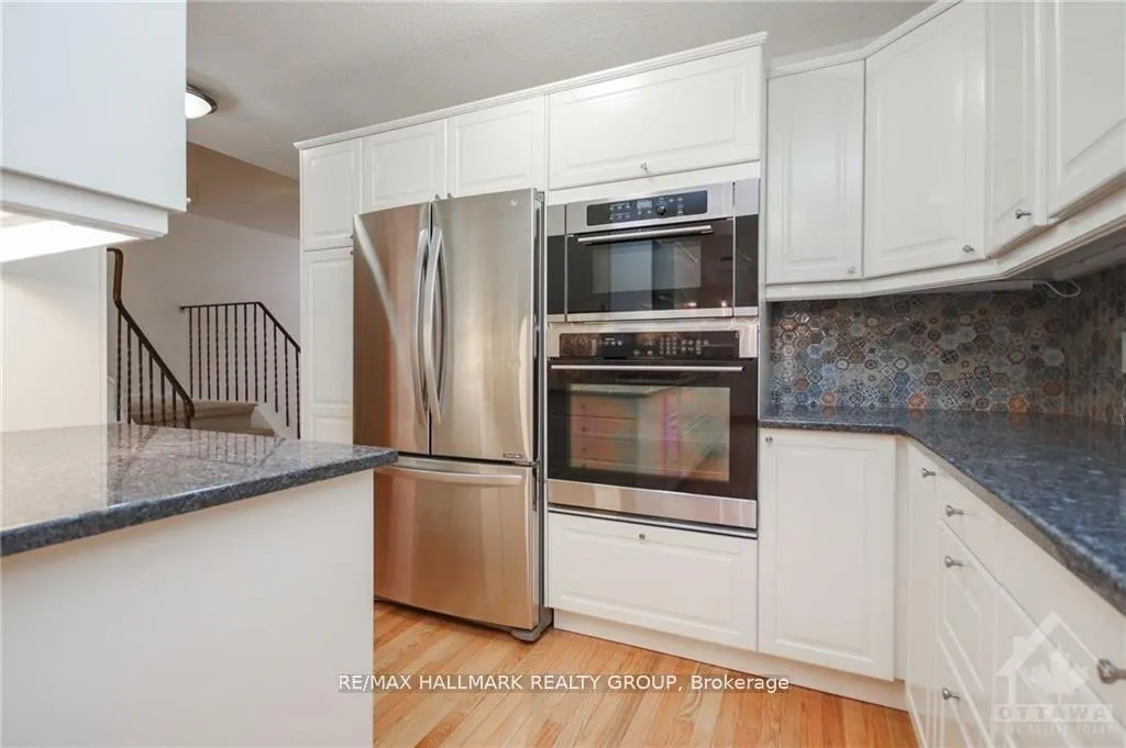 Photo 13 of 2088 Orient Park Drive, Ottawa, Blackburn Hamlet (South) — HOMEH