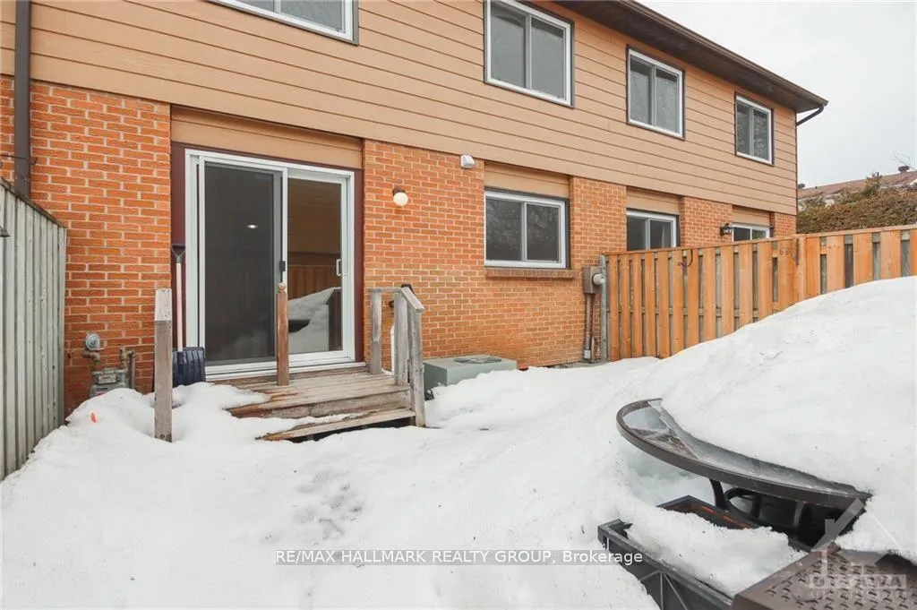 Photo 29 of 2088 Orient Park Drive, Ottawa, Blackburn Hamlet (South) — HOMEH