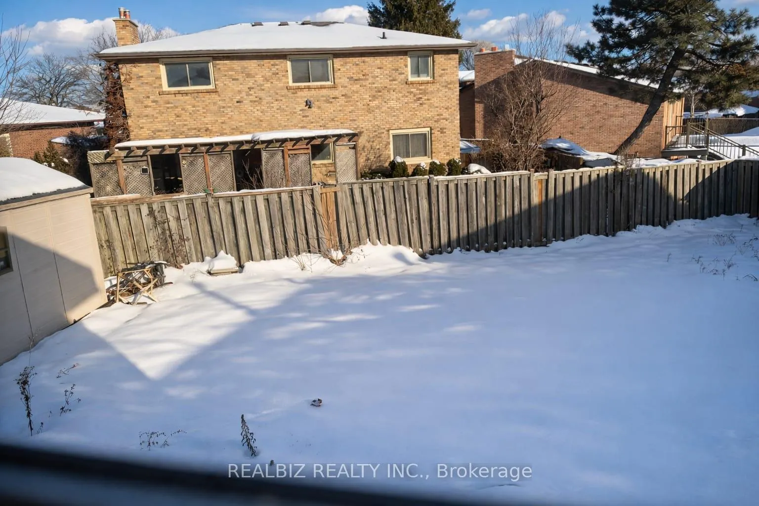 Photo 16 of 175 Napoli Court, Hamilton, Gurnett — HOMEH