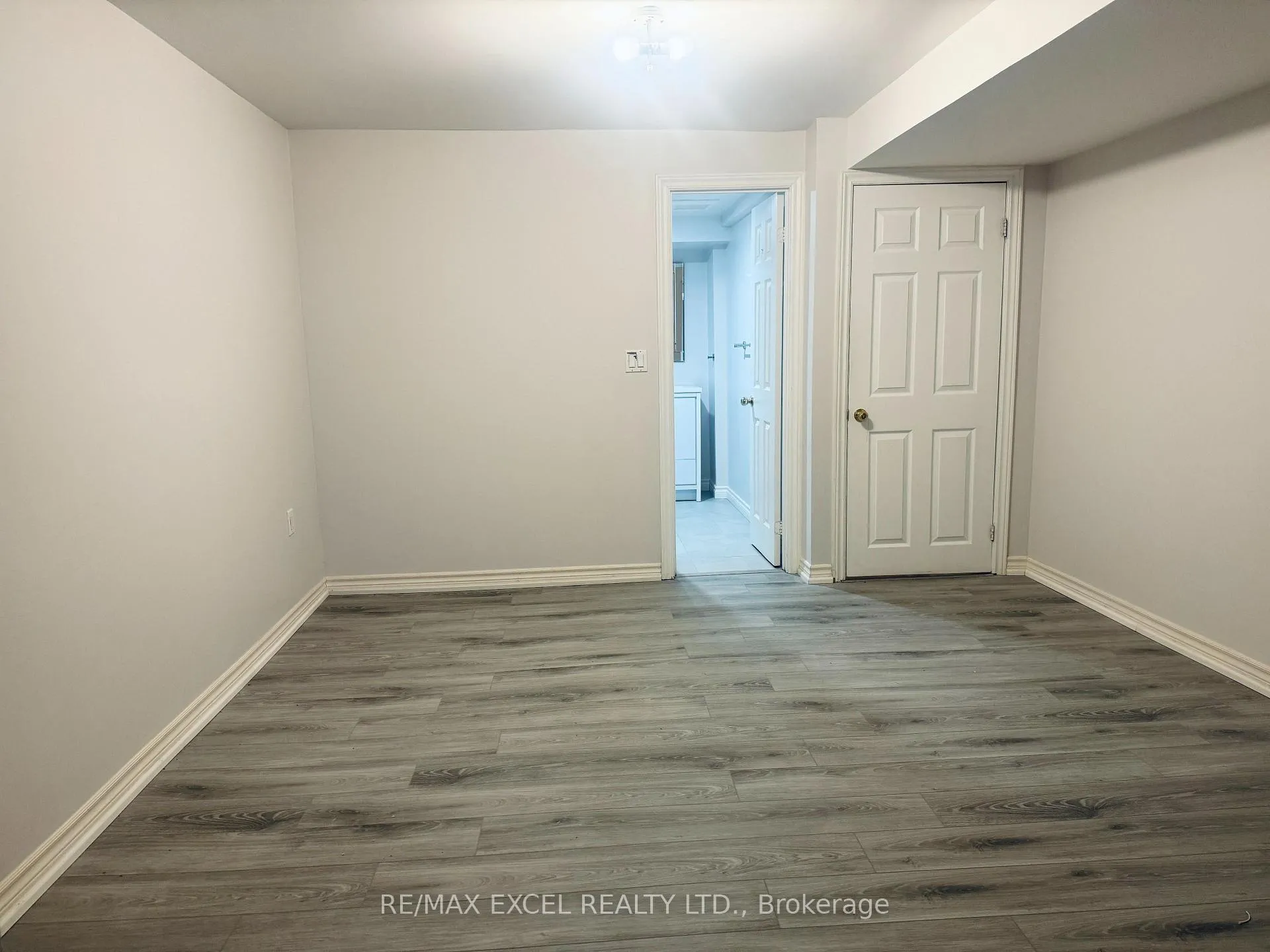 Photo 7 of 1001 Castlemore Avenue, Markham, Wismer — HOMEH