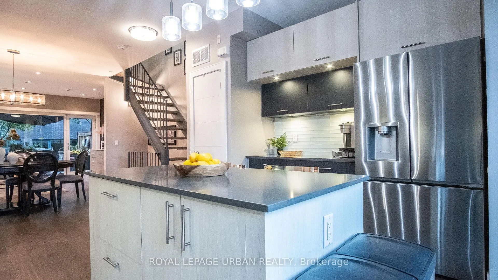 Photo 9 of 207A Manning Avenue, Toronto, Trinity-Bellwoods — HOMEH