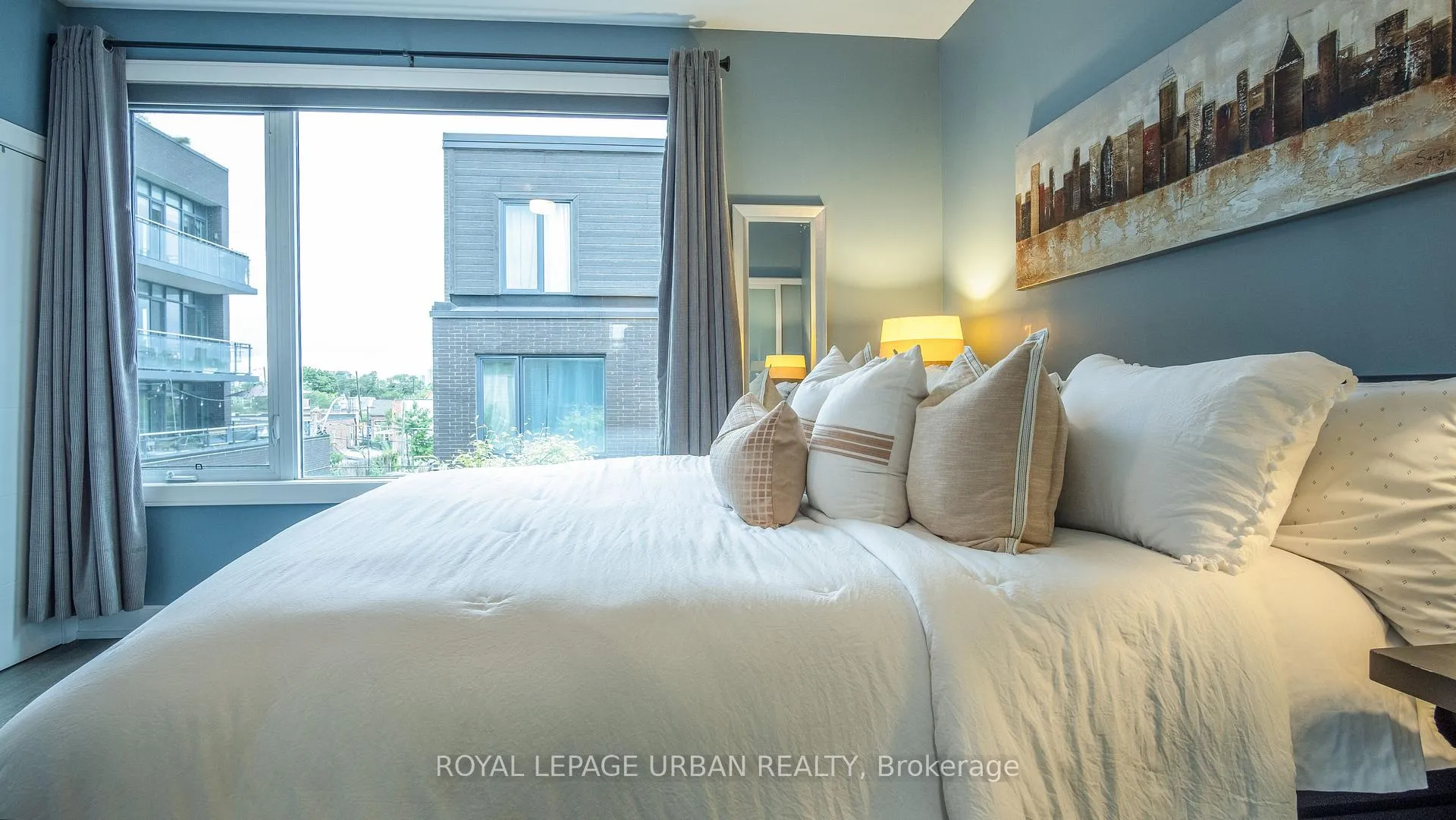 Photo 13 of 207A Manning Avenue, Toronto, Trinity-Bellwoods — HOMEH