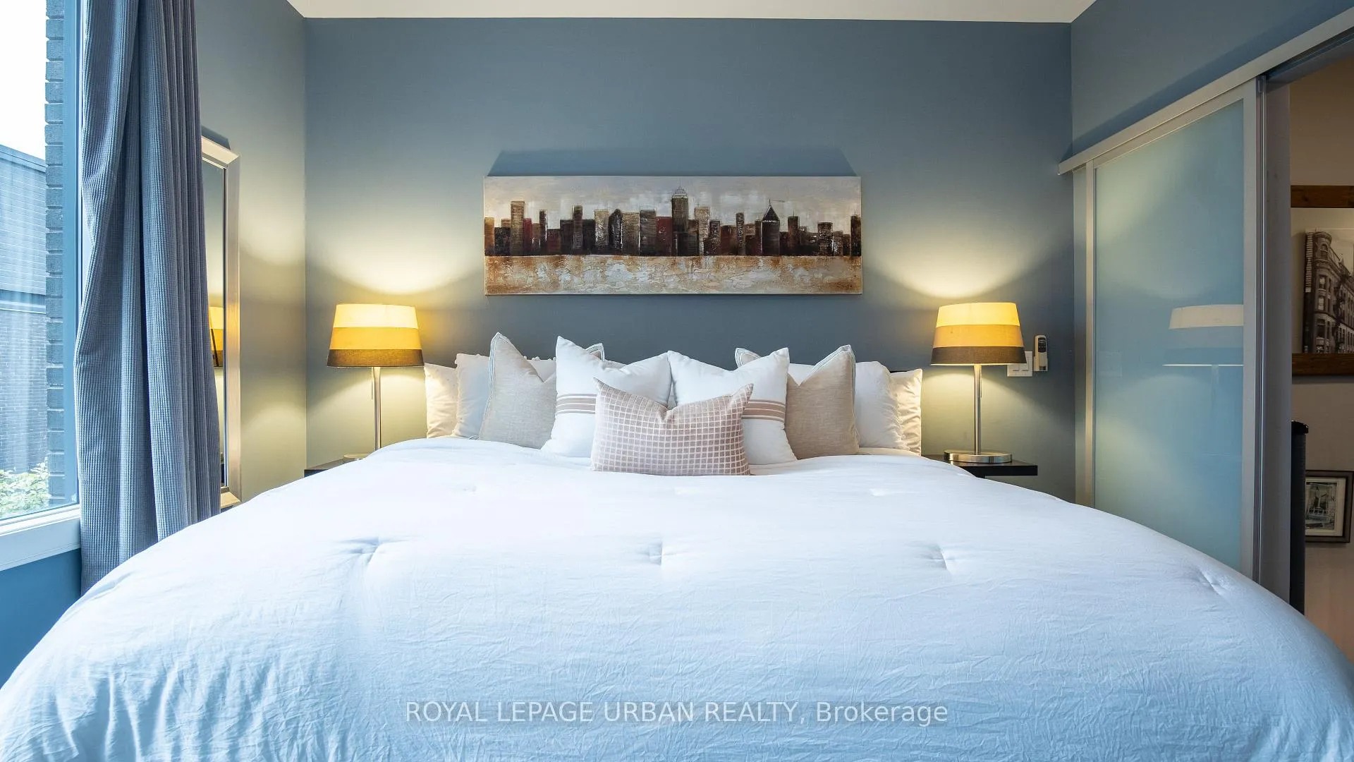 Photo 16 of 207A Manning Avenue, Toronto, Trinity-Bellwoods — HOMEH