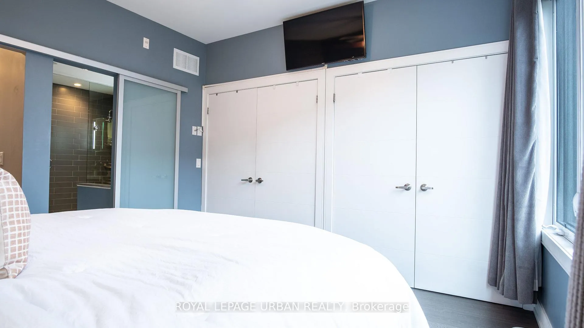 Photo 19 of 207A Manning Avenue, Toronto, Trinity-Bellwoods — HOMEH