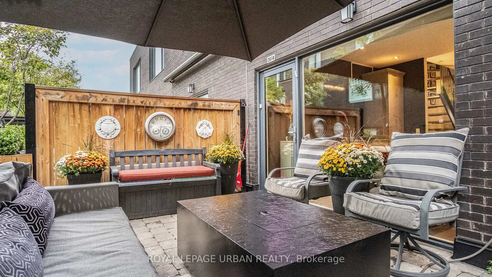 Photo 37 of 207A Manning Avenue, Toronto, Trinity-Bellwoods — HOMEH
