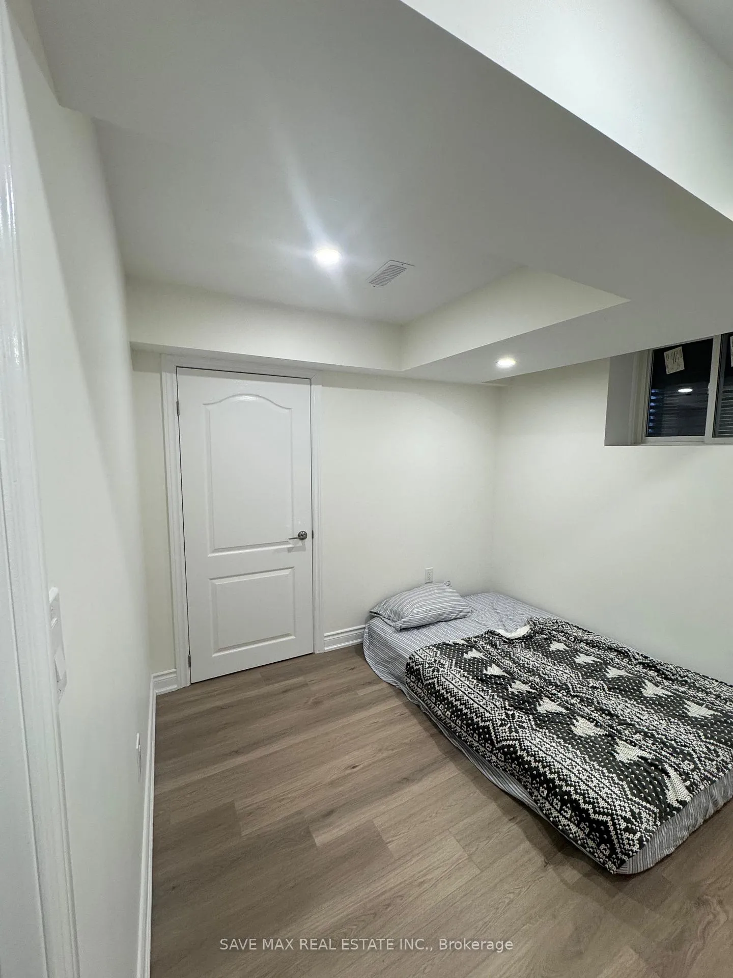 Photo 9 of 2384 New Providence Street, Oshawa, Windfields — HOMEH