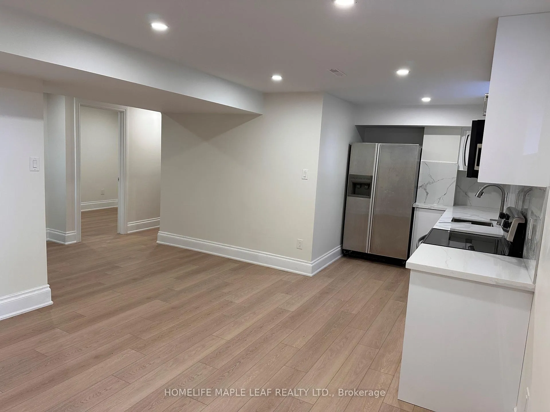 Photo 7 of Unit 1, 39 Dennis Drive, King, King City — HOMEH