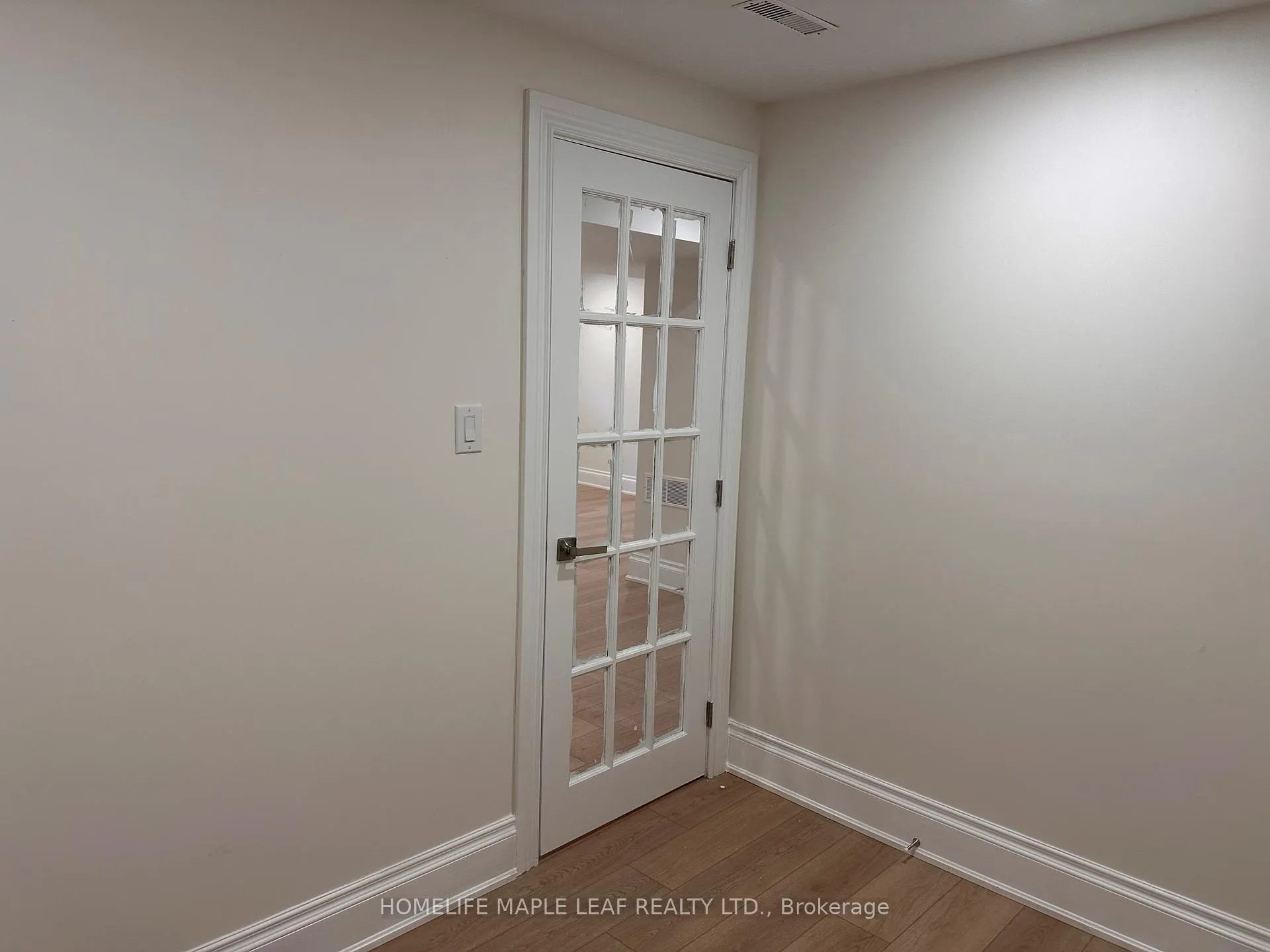Photo 14 of Unit 1, 39 Dennis Drive, King, King City — HOMEH