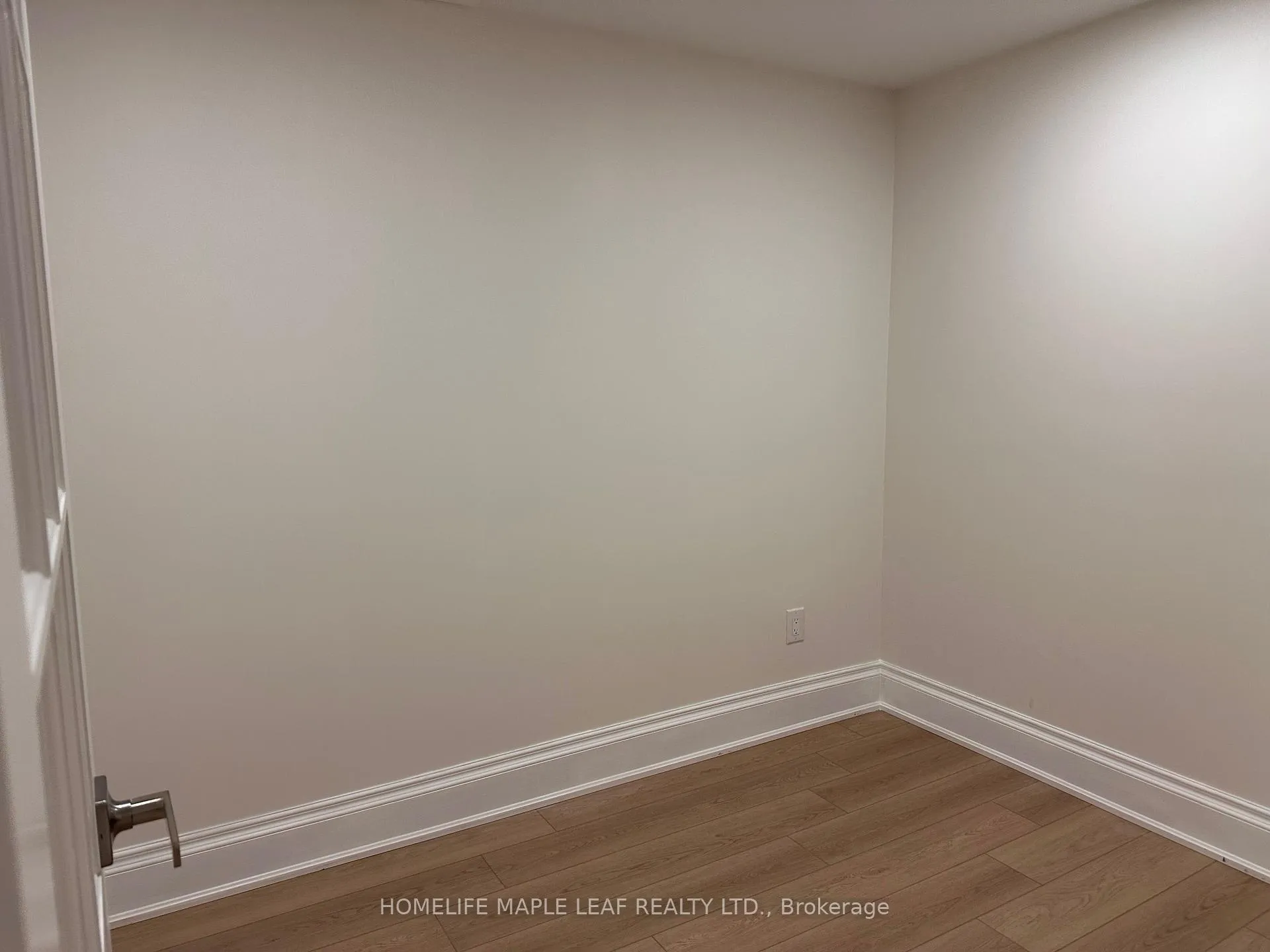 Photo 15 of Unit 1, 39 Dennis Drive, King, King City — HOMEH