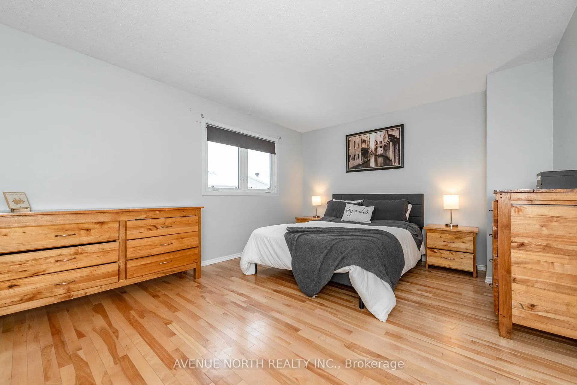Photo 25 of 128 Midsummer Terrace, Ottawa, Queenswood Heights South — HOMEH