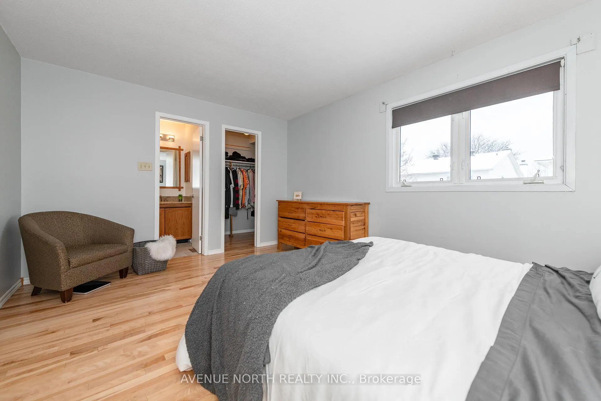 Photo 26 of 128 Midsummer Terrace, Ottawa, Queenswood Heights South — HOMEH