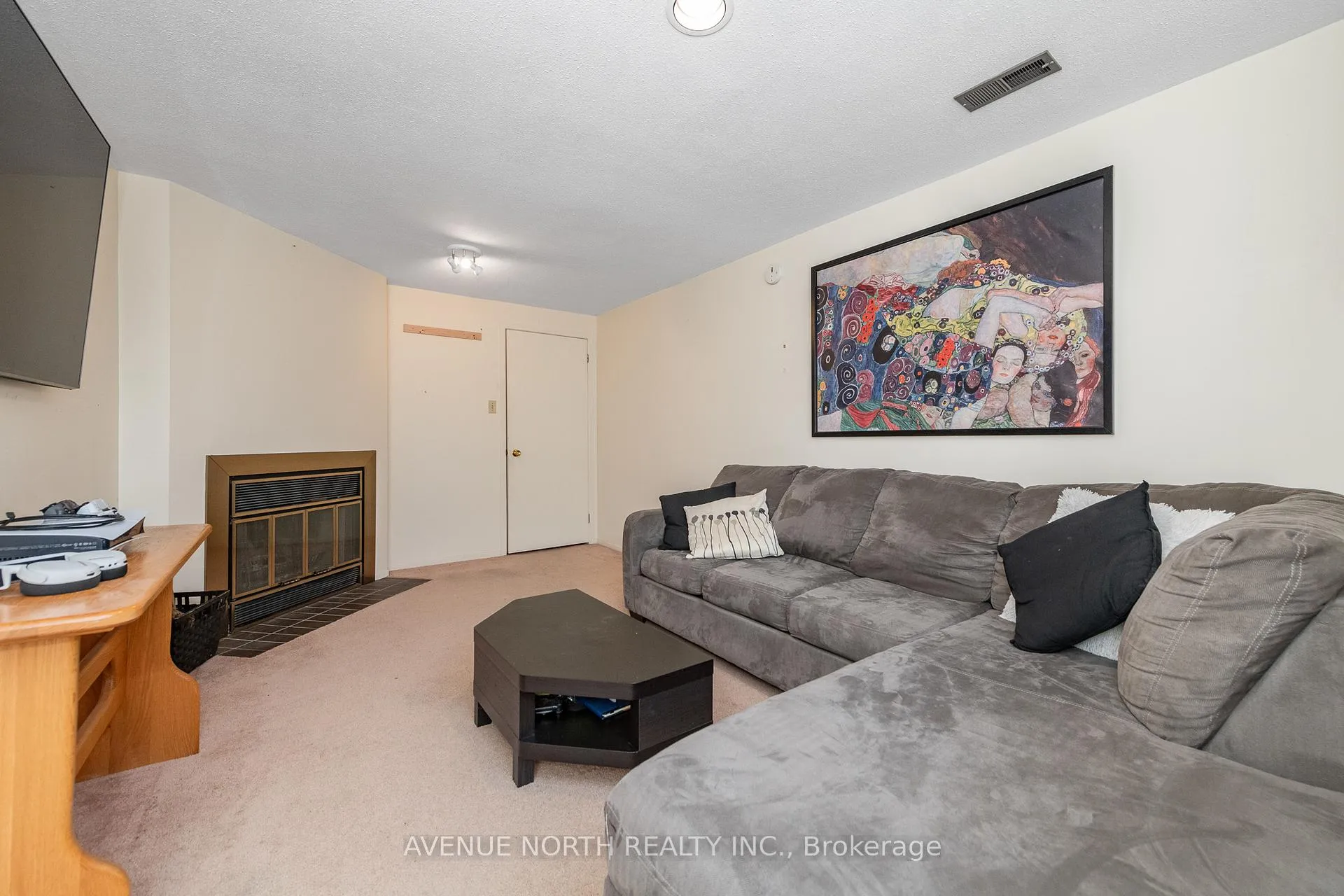Photo 38 of 128 Midsummer Terrace, Ottawa, Queenswood Heights South — HOMEH