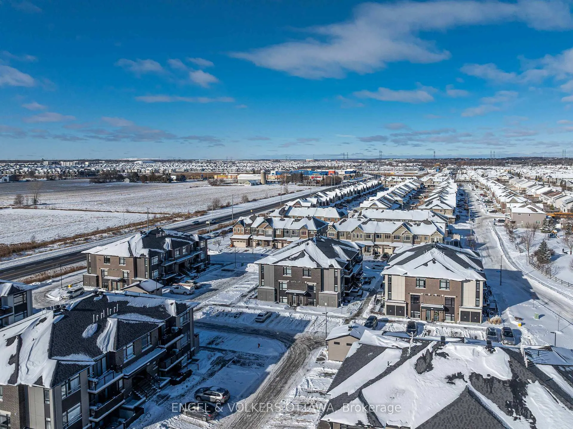 Photo 27 of Unit B, 310 Tulum Crescent, Ottawa, Kanata - Emerald Meadows/Trailwest — HOMEH