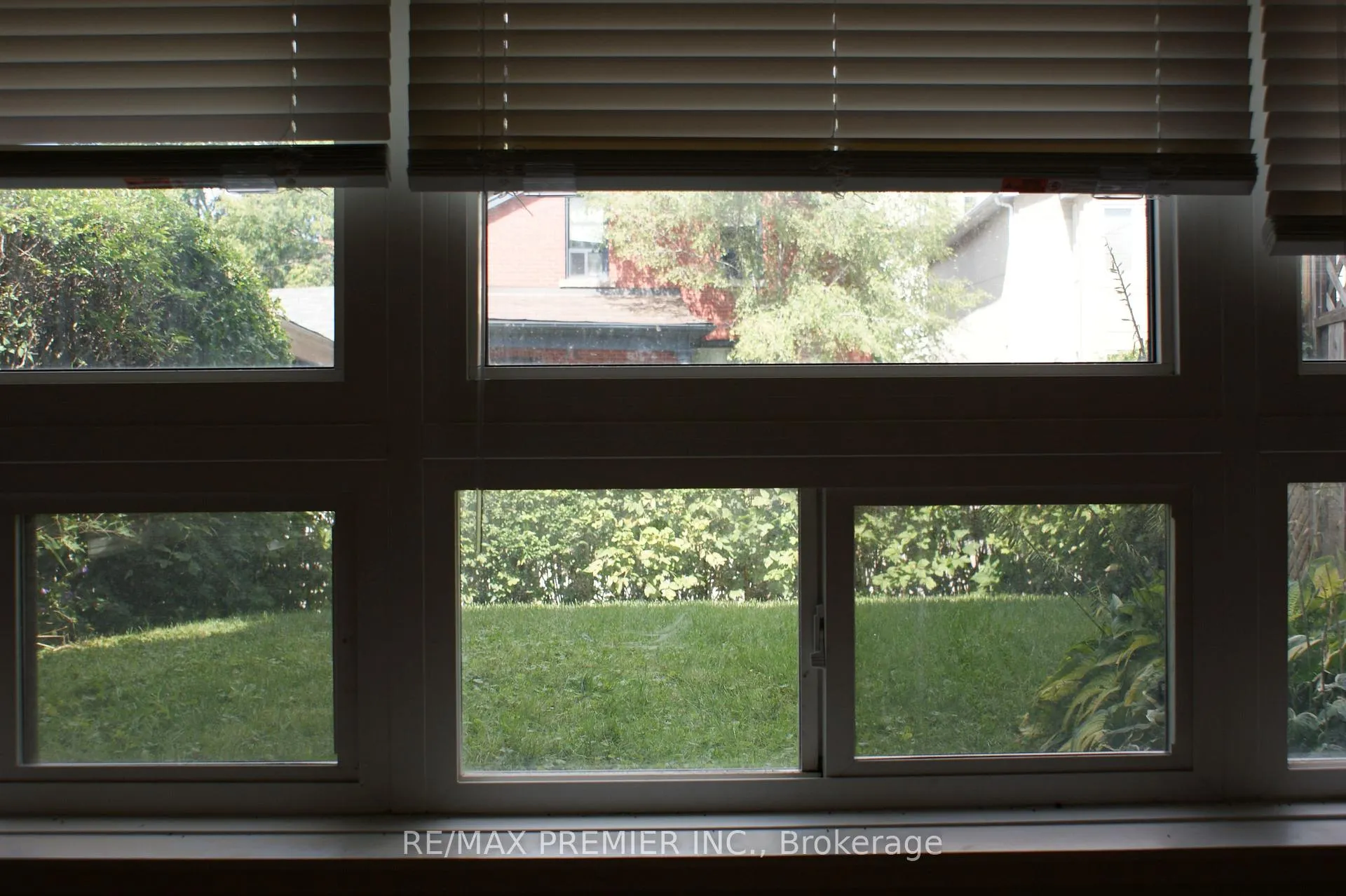 Photo 15 of Unit 1, 91 Helendale Avenue, Toronto, Yonge-Eglinton — HOMEH