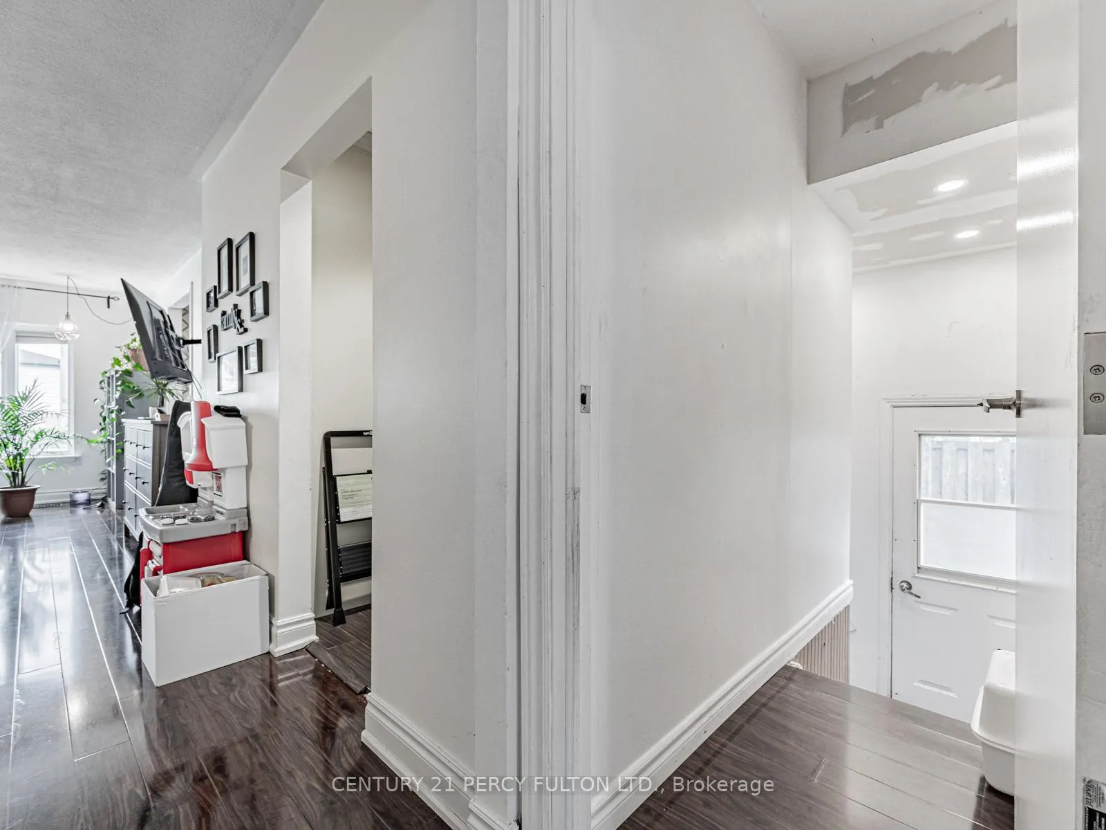 Photo 15 of 882 Liverpool Road, Pickering, Bay Ridges — HOMEH
