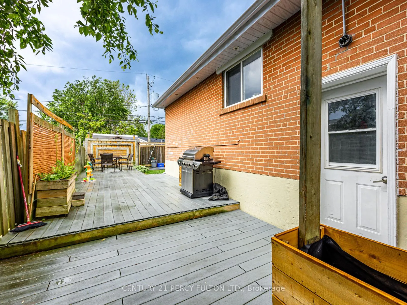 Photo 24 of 882 Liverpool Road, Pickering, Bay Ridges — HOMEH