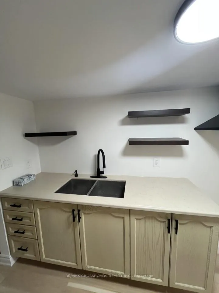 Photo 5 of 1053 Cameo Street, Pickering, Rural Pickering — HOMEH