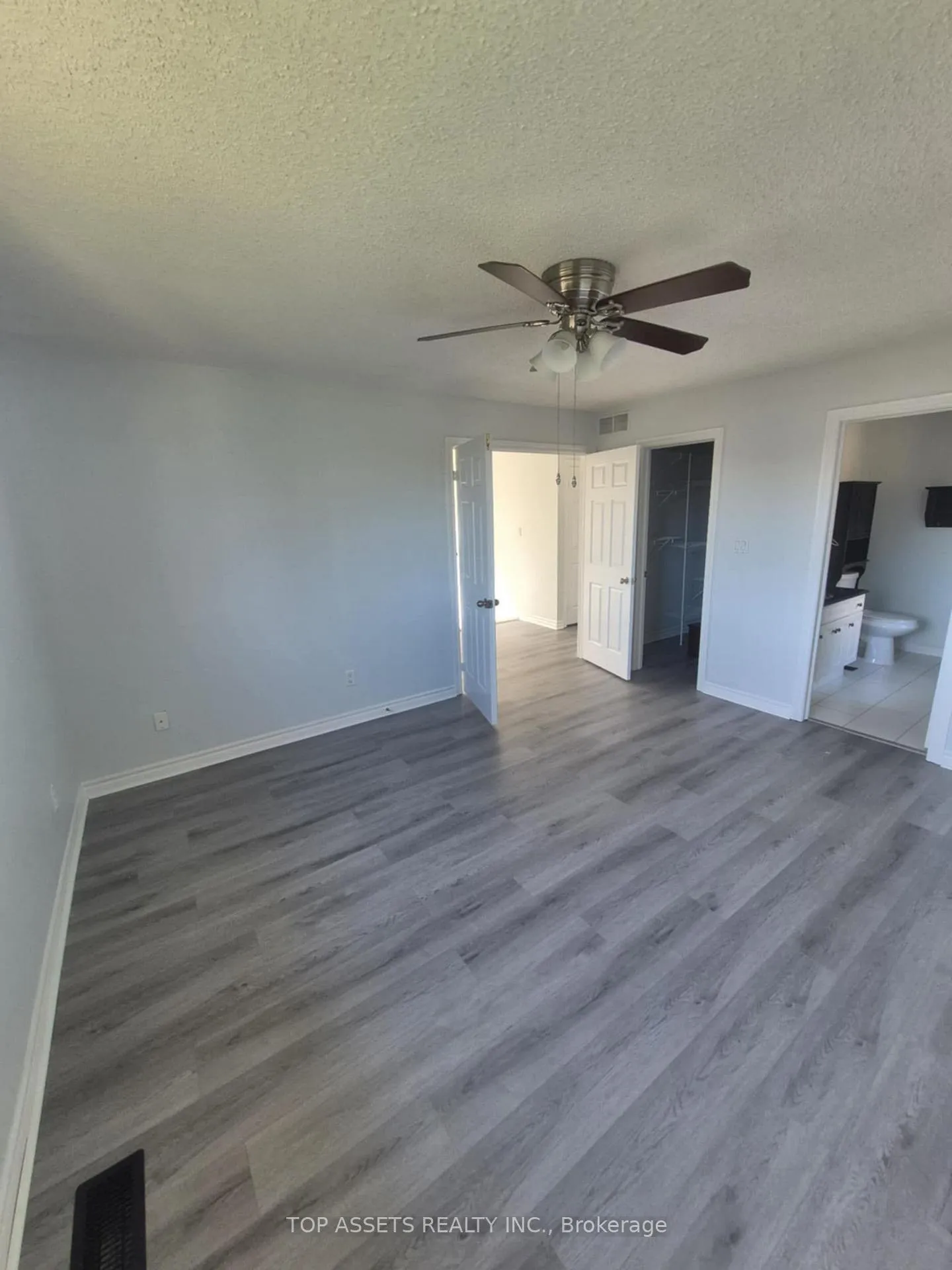 Photo 7 of 513 Britannia Avenue, Oshawa, Kedron — HOMEH