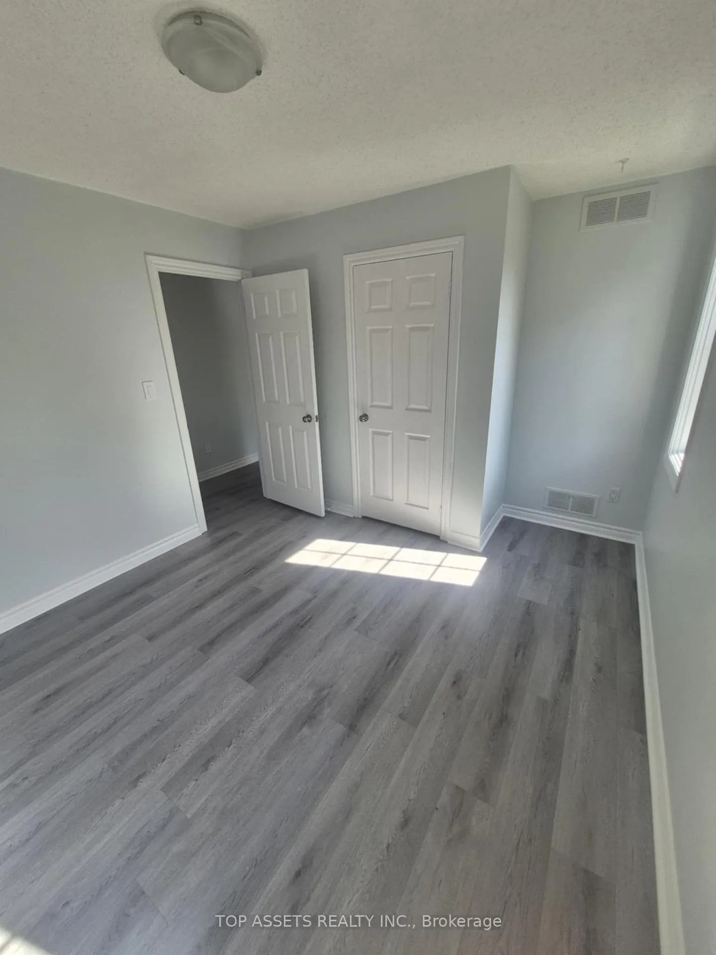 Photo 8 of 513 Britannia Avenue, Oshawa, Kedron — HOMEH