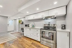 Photo 5 of 683B Wild Ginger Avenue, Waterloo, Erbsville/Laurelwood — HOMEH