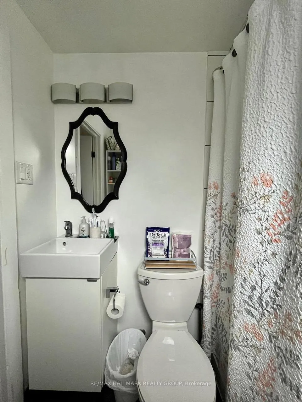 Photo 12 of Unit B, 8 Carlotta Avenue, Ottawa, Vanier — HOMEH