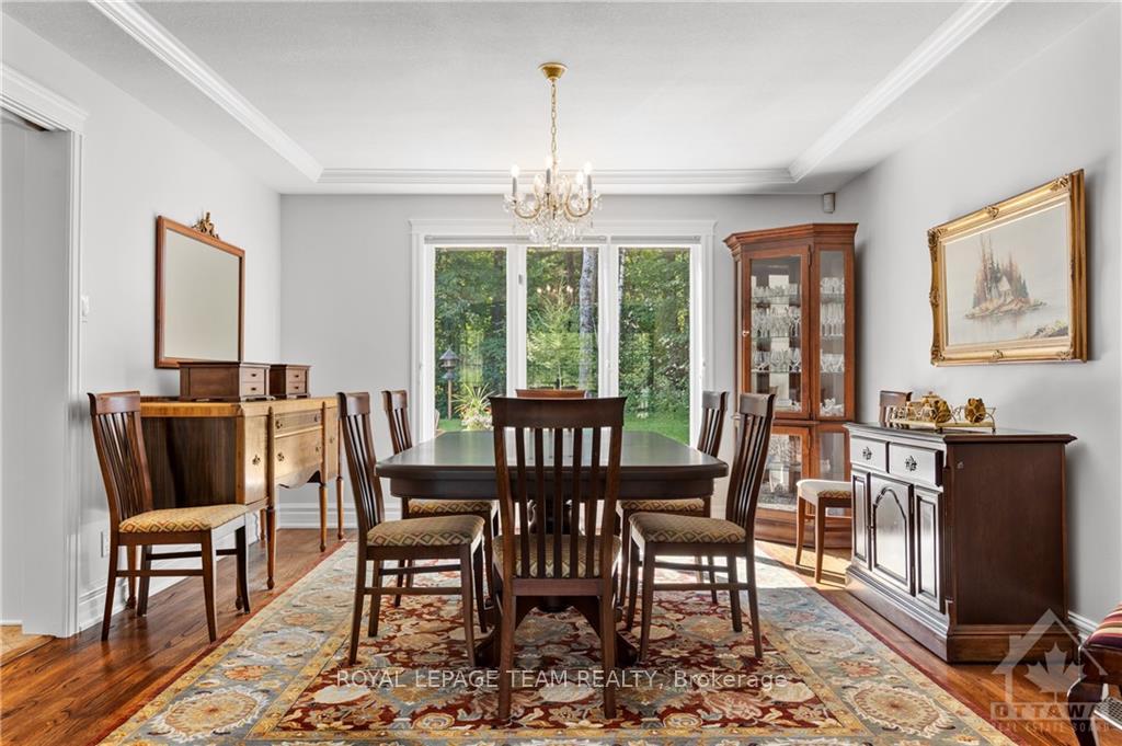 Photo 5 of 136 Kerscott Heights Way, Ottawa, Dunrobin Shores — HOMEH