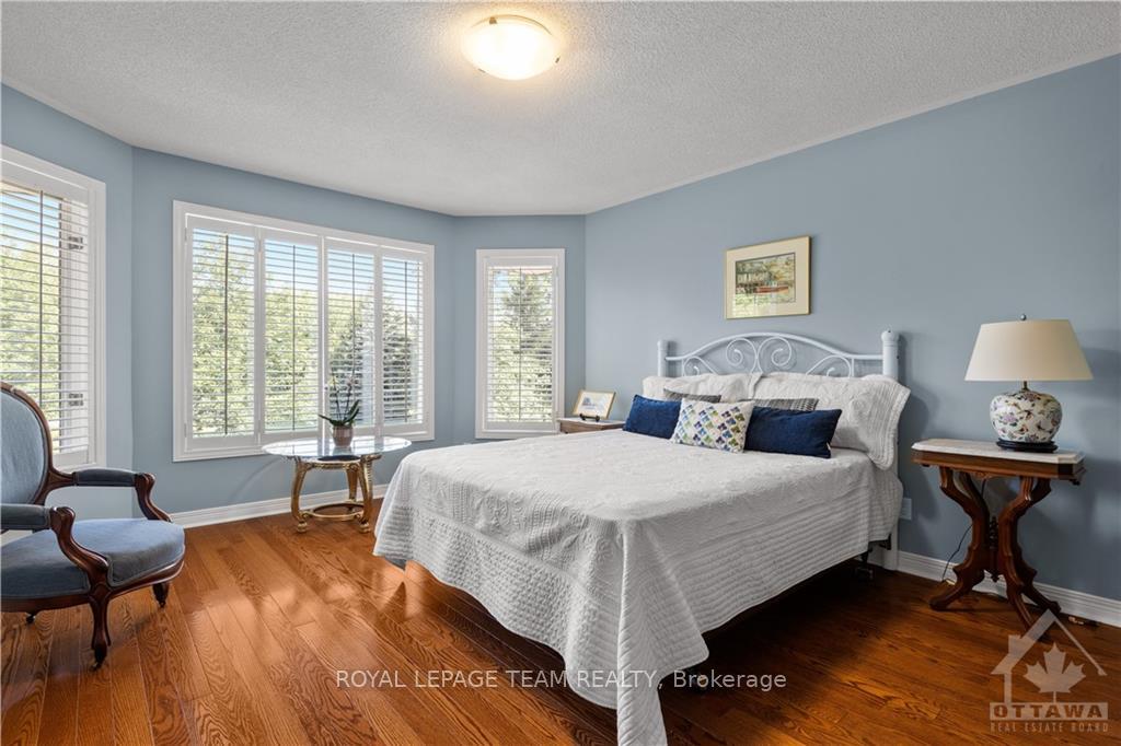 Photo 14 of 136 Kerscott Heights Way, Ottawa, Dunrobin Shores — HOMEH
