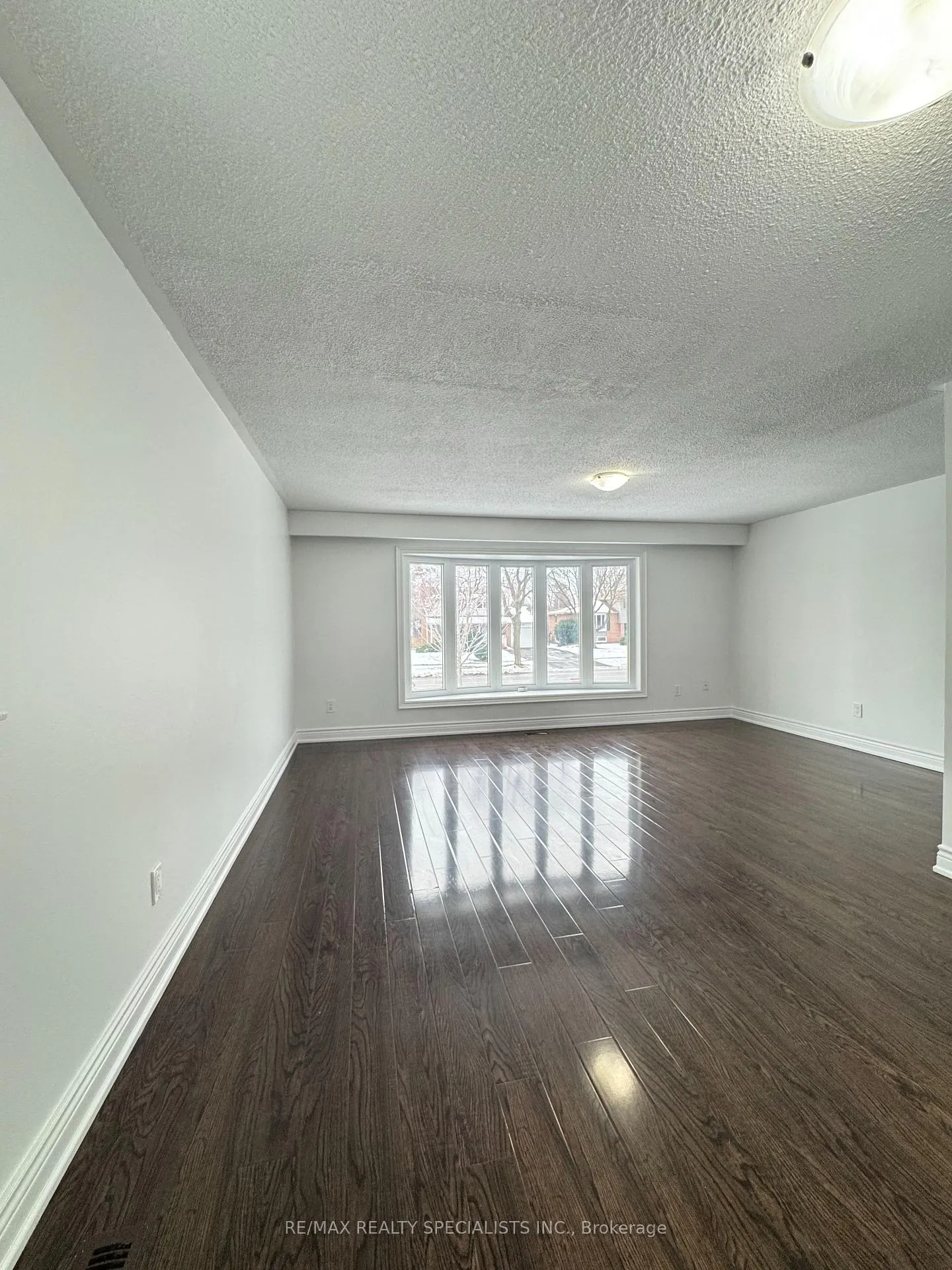 Photo 15 of 123 Wilson Drive, Milton, Dorset Park — HOMEH
